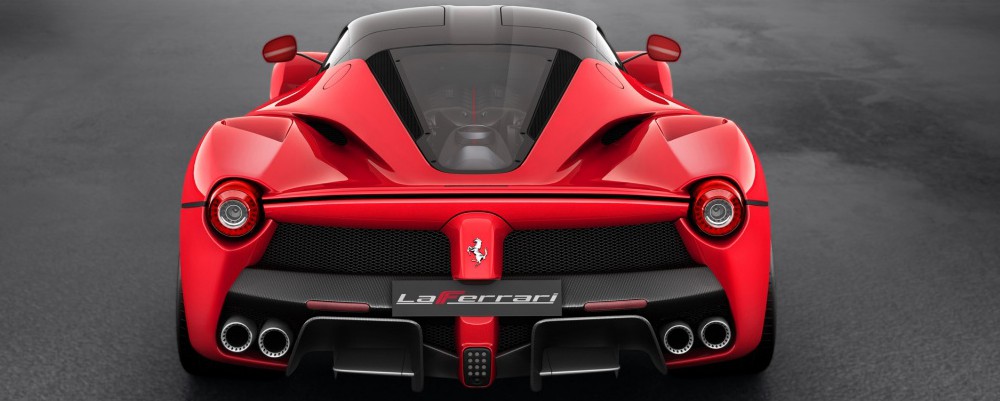 2013-red-ferrari-laferrari-studio-rear-top-angle-wallpapers_36274_1024x768-e1412440888945